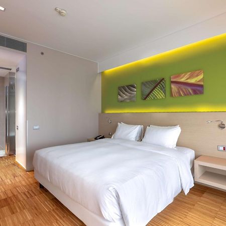 Hilton Garden Inn Venice Mestre Exterior foto